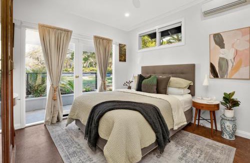 Bundeena House | SaltNest - A calm and modern retreat by the sea