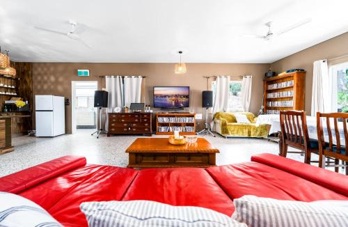 Spencer House | 6BD Room Near Hawkesbury River