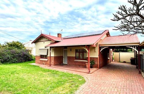 Joslin House | 3BR Guest House near Adelaide CBD Joslin 5070