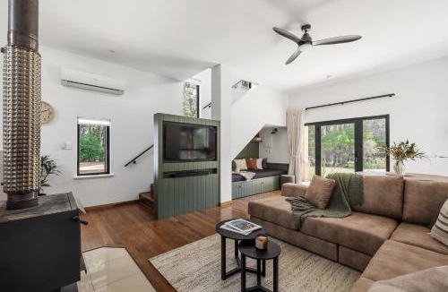 Burnside House | Whisperwood - Private Pool - Family Friendly