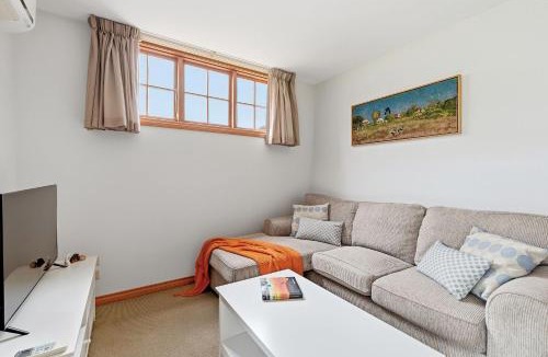 Otago Bed & Breakfast | Otago Cottage