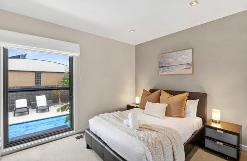 Torquay House | Manna Heaven Luxury Coastal Retreat with Pool