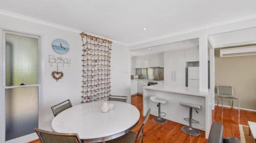 Copacabana House | Jewel On The Glade - 1 Min Walk To The Beach