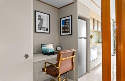 Bondi Beach Apartment | Drews Bondi Beach Pad Music Inspired