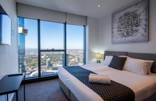 Southbank Apartment | Prima Tower - Luxury Apartment Opposite to Casino and MCEC