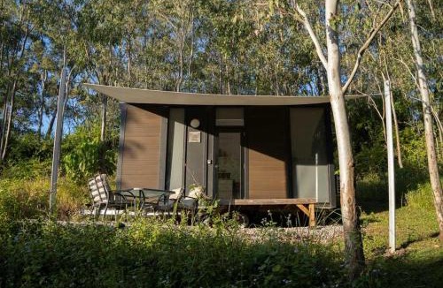 Perwillowen House | Hill Creek Tiny House 2 by Tiny Away