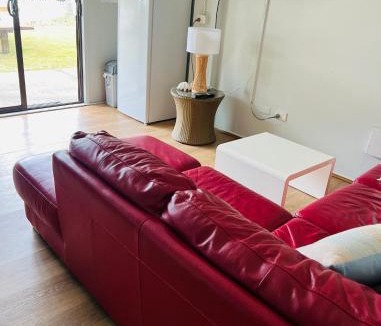 Ettalong Beach Hotel | Ettalong Beach motel