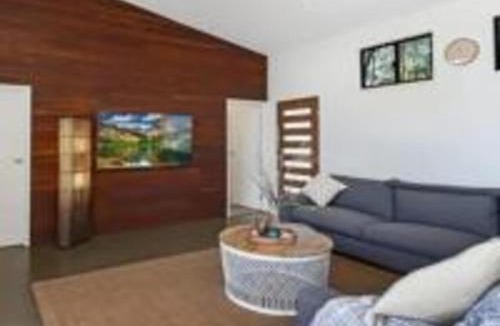Hunchy House | Hunchy Escape - Hinterland Pet Friendly!