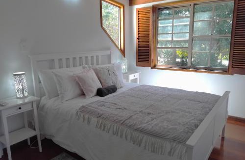 North Maleny House | Bunya House at On Burgum Pond