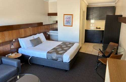 Stawell Hotel | Hi Way Eight Motor Inn