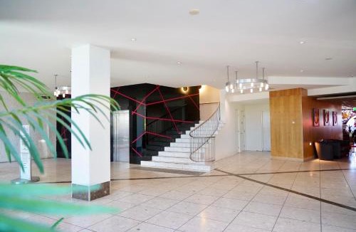 Wantirna Hotel | Golden Pebble Hotel