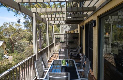 Pokolbin Villa | Villa Above Par, Privately Managed within Cypress Lakes Resort, Premier 2 Storey Villa, 2 Bedrooms, both with Private Ensuites, Light Breakfast included
