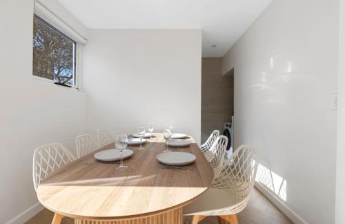 Pyrmont House | The Travertine Terrace - Pyrmont