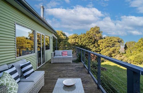 Robertson House | Applegarth Cottage - Whole House on 5 Acres