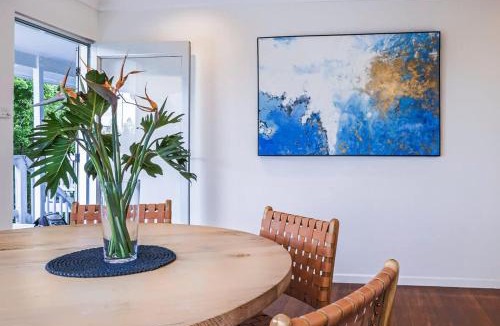 Moffat Beach House | Moffat Beach Gem - Steps to Surf, Trails, Cafes