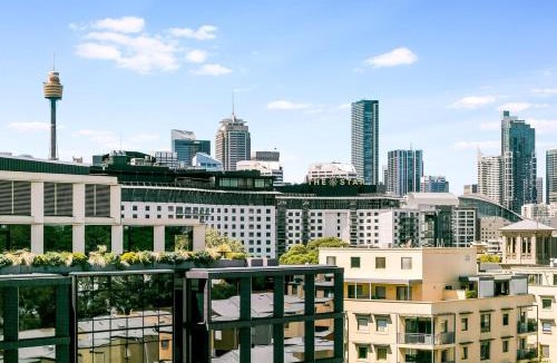 Pyrmont Apartment | Pyrmont paradise - Anzac bridge view in all rooms BOW66