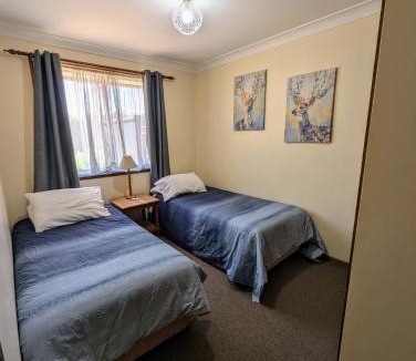 Gloucester Apartment | Gloucester - 2 Bedroom Apartments