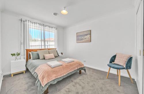 Llanarth House | Stinson House - 9 Mins to Racetrack, Serene Escape