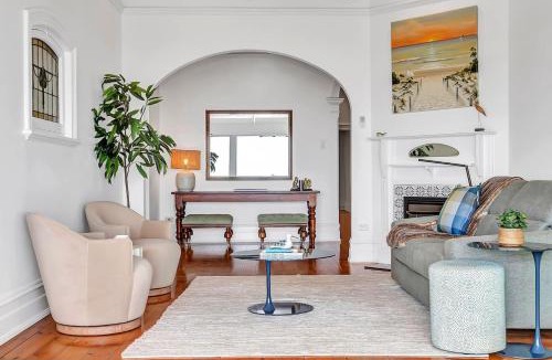 Grange House | Birdy Beach House - An Idyllic Oceanfront Lifestyle