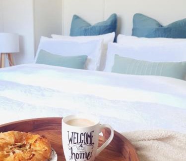 Stanthorpe House | Willows Cottage on Anzac