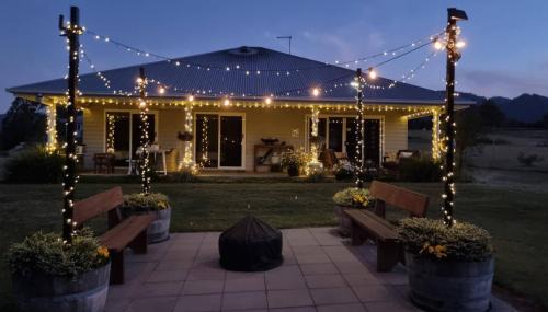 Highvale House | Fig Tree Farm B&B Highvale-Farmstay near Brisbane!