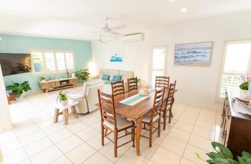Parrearra House | Parrearra Oasis Family Home, Pool, Pet friendly