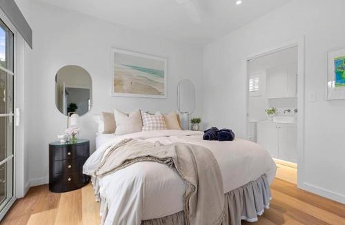 Long Jetty House | Toowoon Bay - Tranquil Couples Retreat - EV Powerpoint