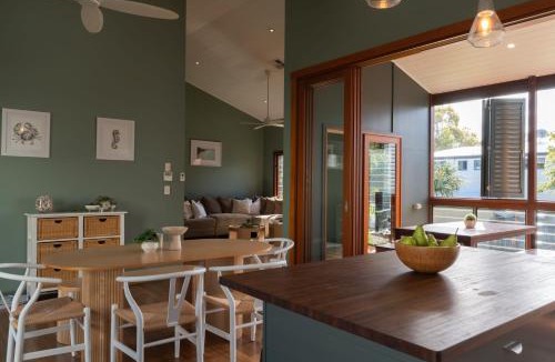Dicky Beach Apartment | iluna at Dicky Beach