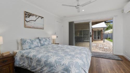 Banksia Beach House | Perfectly Located Holiday Retreat