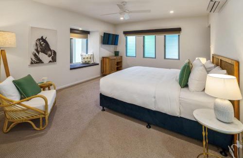 Dicky Beach House | Home away from Home at Dicky Beach