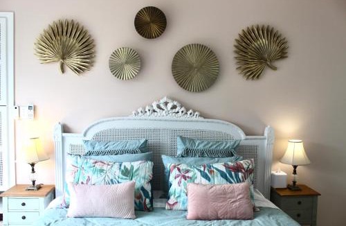 Newport Apartment | Sandpiper Studio