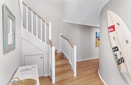 Fingal Bay House | Beach Duplex 72 Marine Dr - Fingal Bay