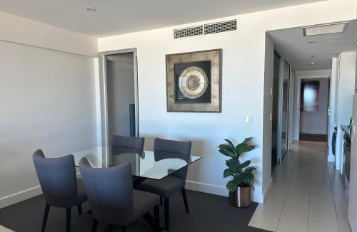 Glenelg Apartment | Absolute Beachfront at the Pier Glenelg