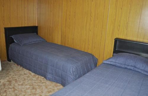 Para Wurlie House | Stoneybroke - Couch Beach