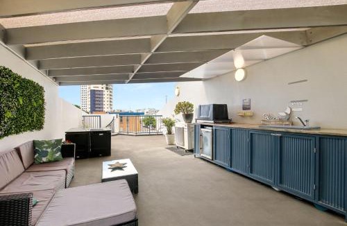 Caloundra Apartment | Unit 65 Grand Pacific Resort Bulcock St Caloundra