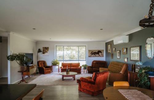 Milton House | Free night! Pay for 2 stay for 3