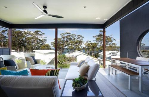 Hyams Beach House | Hyams Beach House A - Brand new lux beach Oasis