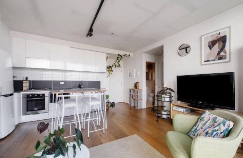 Abbotsford Apartment | Eden of Abbotsford - A Serene Escape off Johnston St