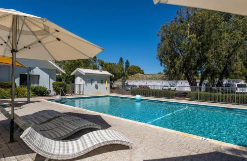 Broadwater Villa | By the Beach