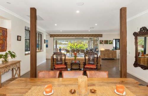 Pottsville House | The Doggy Beach House - with Pool in Pottsville