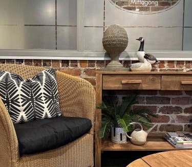 Mittagong Cabin | Grand Country Lodge Motel