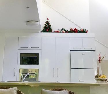 Korora House | Beachfront Retreat - Ducted Air - Free Wifi