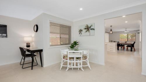 Warana House | 5 Bullando Street Warana QLD