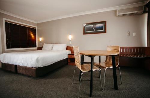 Richmond Hotel | Colonial Motel Richmond