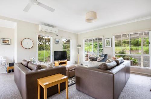 Far Meadow House | The Byres