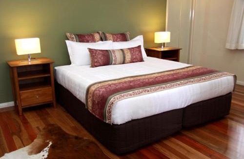 Cambroon House | Yabbaloumba Retreat