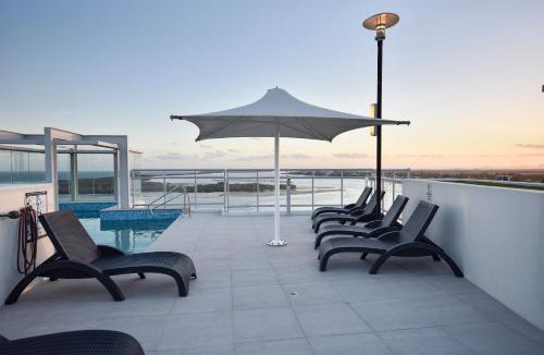 Caloundra Resort | Pumicestone Blue