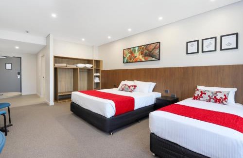 Vineyard Hotel | Gateway Motel