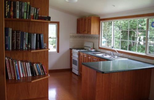 King Scrub House | Dayboro - Blue Ridge Lavender Cottage