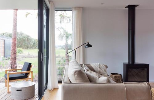 Shoalhaven Heads Villa | Bangalay Luxury Villas
